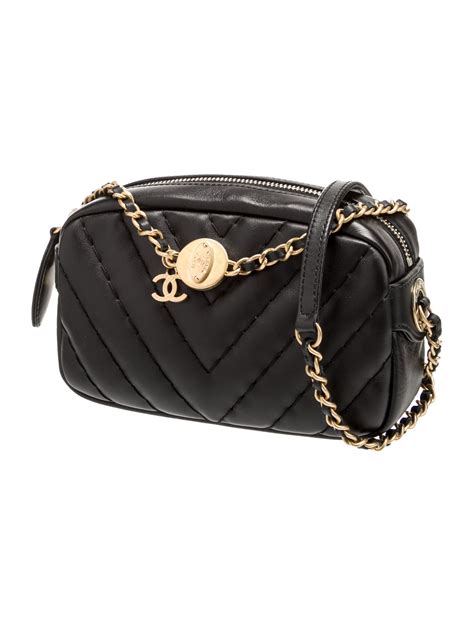 chanel surpique chevron